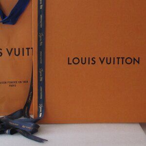 GENUINE LOUIS VUITTON BOX BAG+ BUNDLE